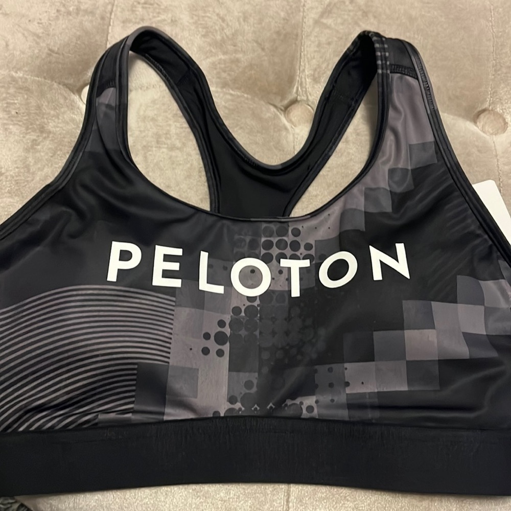 Adidas peloton, medium support, black and gray sports bra, new